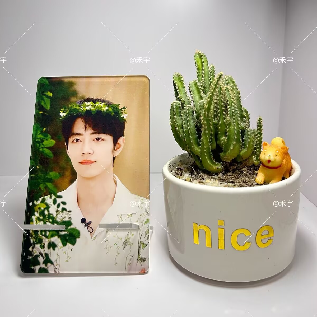 Xiao Zhan's mobile phone stand - Accessories With Watch recension och pris