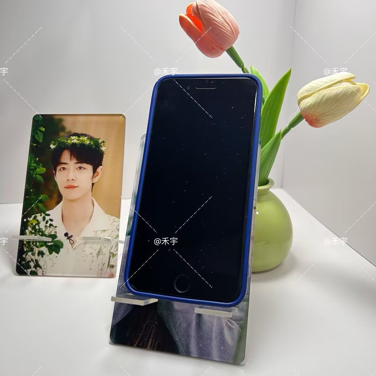 Xiao Zhan's mobile phone stand - Accessories With Watch recension och pris
